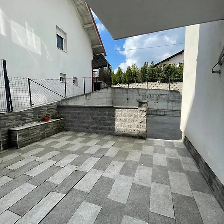Apartman Sedko Stan Mala Lisa Kod Radara